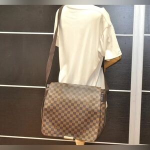 Authentic Louis Vuitton Damier Bastille Shoulder Cross Body Bag